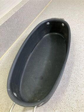 Black Oval Roasting Pan